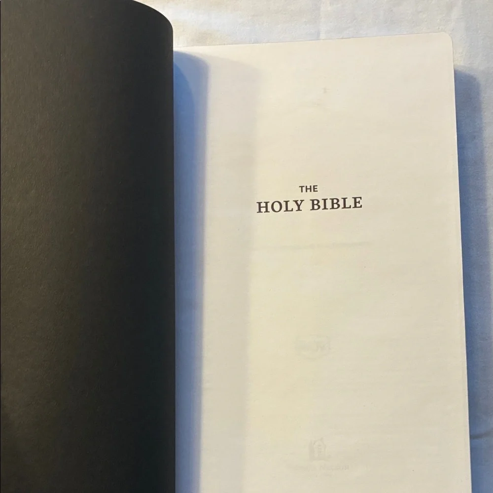 SOLD NKJV Holy Bible King James Soft Touch Edition By Thomas Nelson - Picture 15 of 16